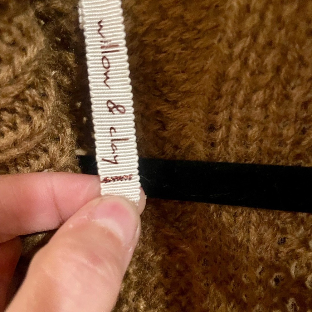 Willow & Clay Brown Faux Fur-Trim Knit Vest - Picture 2 of 4